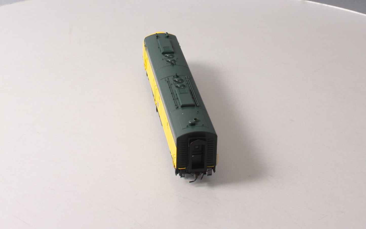 Broadway Limited 2750 HO C&NW EMD E8A Diesel Locomotive #510 Paragon2™ Series