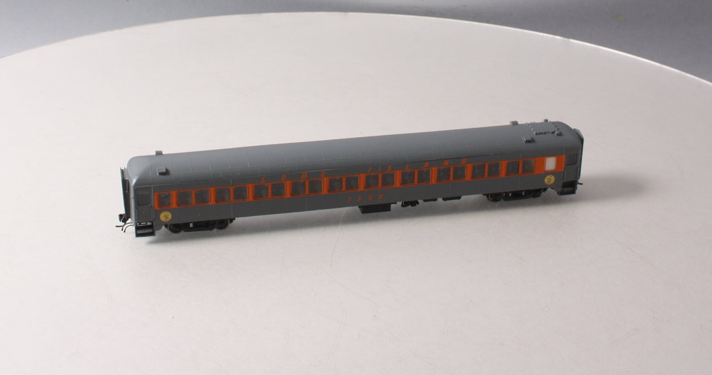 Rapido Trains 109067 HO Long Island Rail Road Lightweight 10-Window Coach (3)
