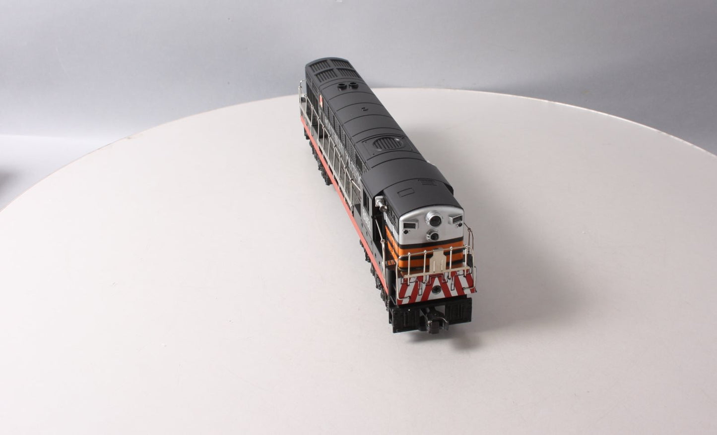 Lionel 6-8951 O Gauge Southern Pacific FM Trainmaster Diesel Locomotive #8951 EX/Box