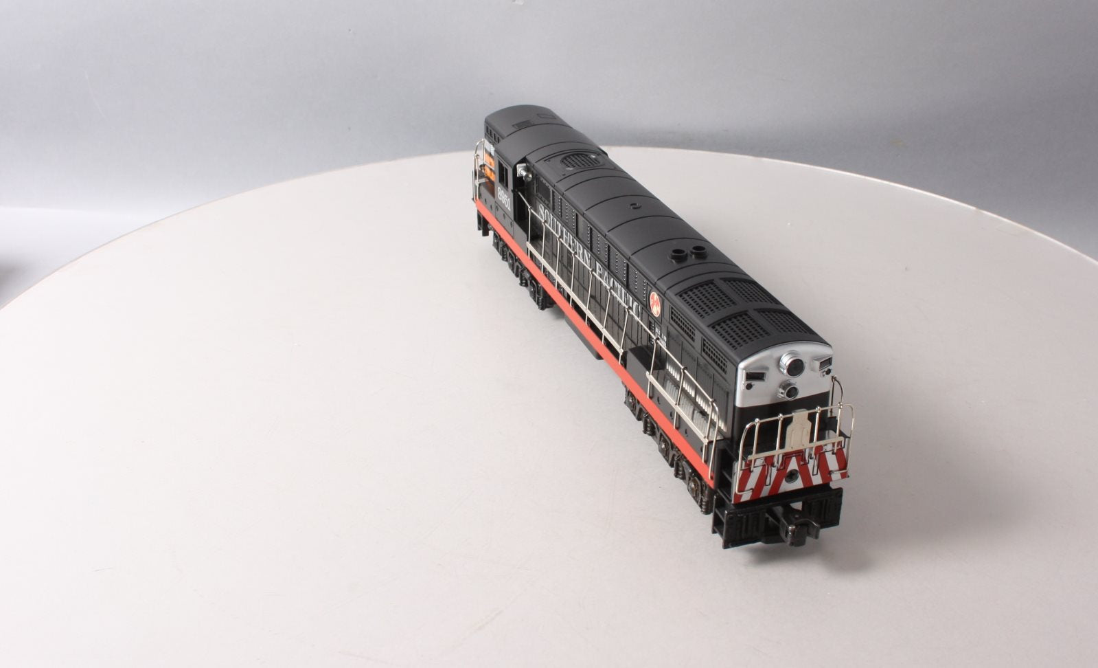 Lionel 6-8951 O Gauge Southern Pacific FM Trainmaster Diesel Locomotive #8951 EX/Box