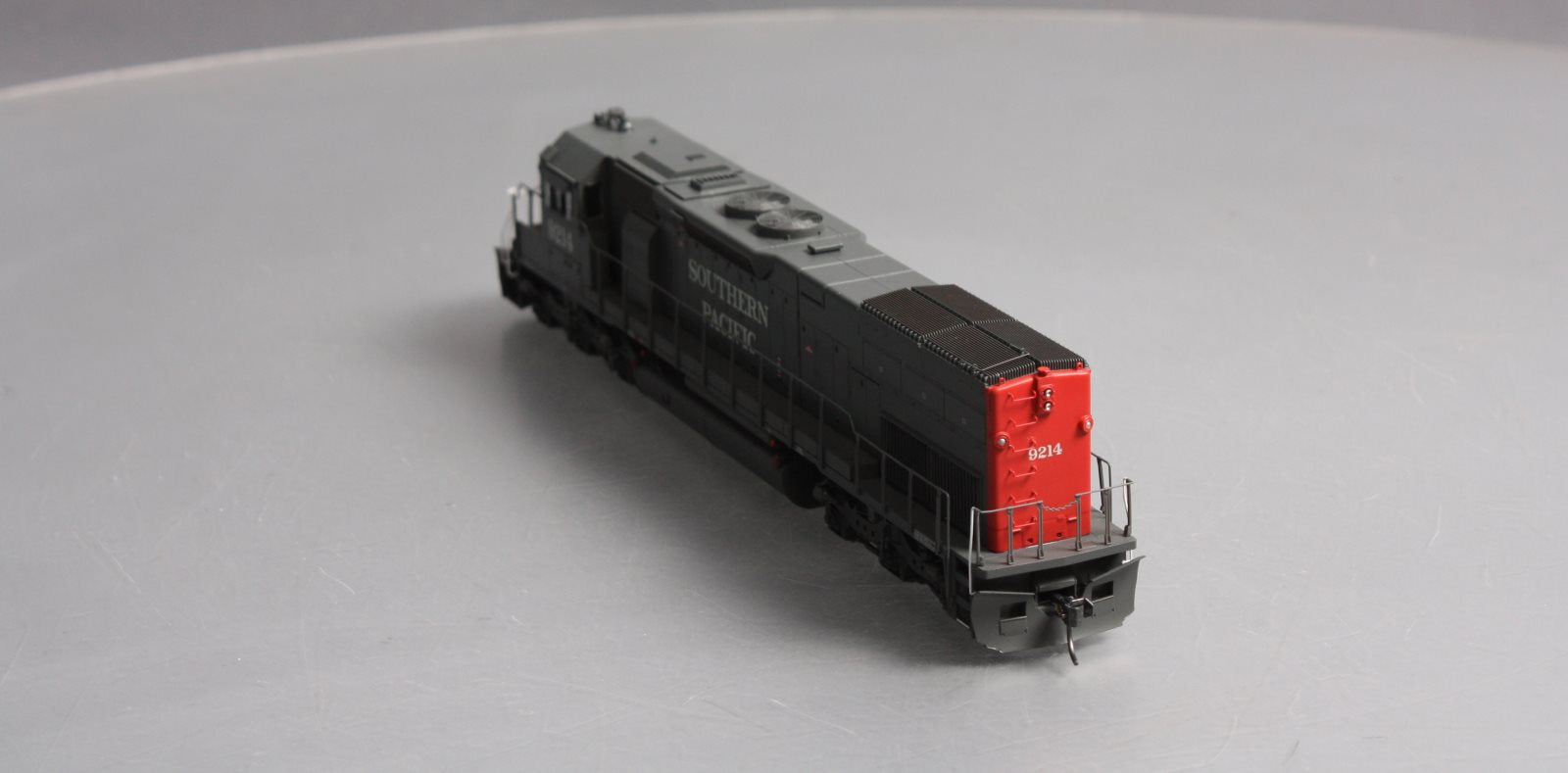 Athearn 88791 HO Scale Southern Pacific SD45T-2 Diesel Engine #9214