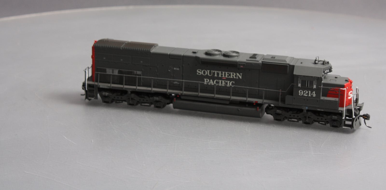 Athearn 88791 HO Scale Southern Pacific SD45T-2 Diesel Engine #9214