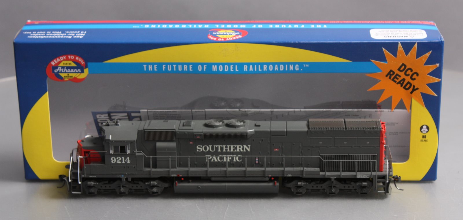 Athearn 88791 HO Scale Southern Pacific SD45T-2 Diesel Engine #9214