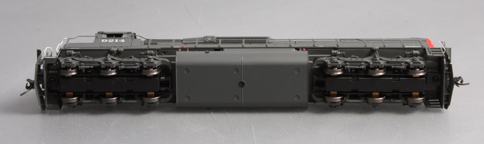 Athearn 88791 HO Scale Southern Pacific SD45T-2 Diesel Engine #9214