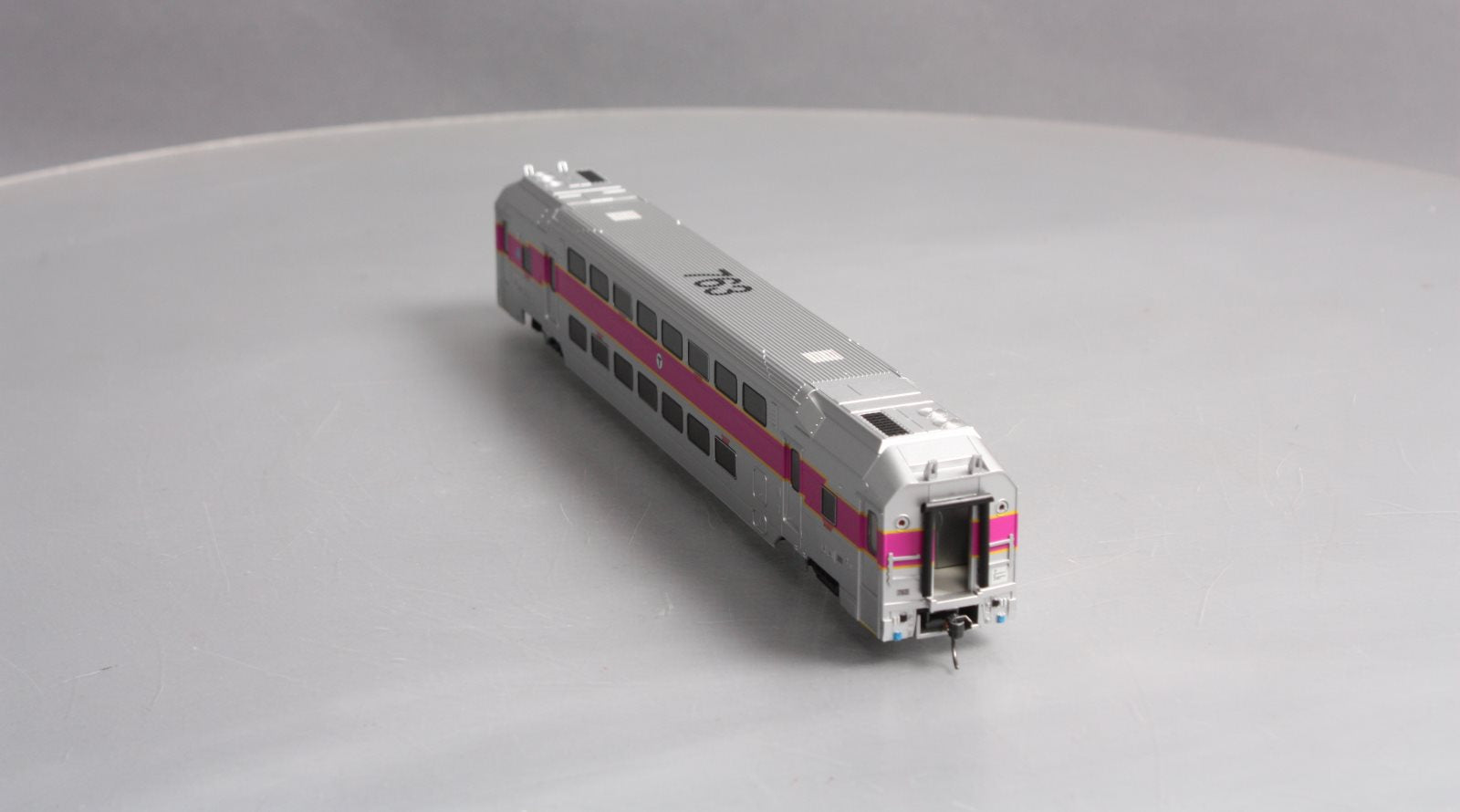Atlas 20004847 HO Scale Modern Commuter Trains Multi-Level Trailer #763