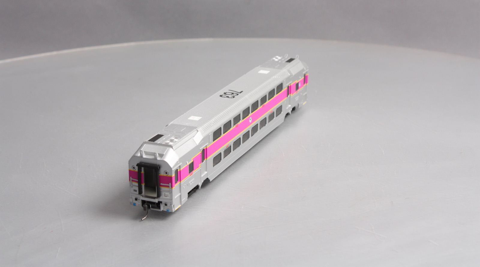 Atlas 20004847 HO Scale Modern Commuter Trains Multi-Level Trailer #763