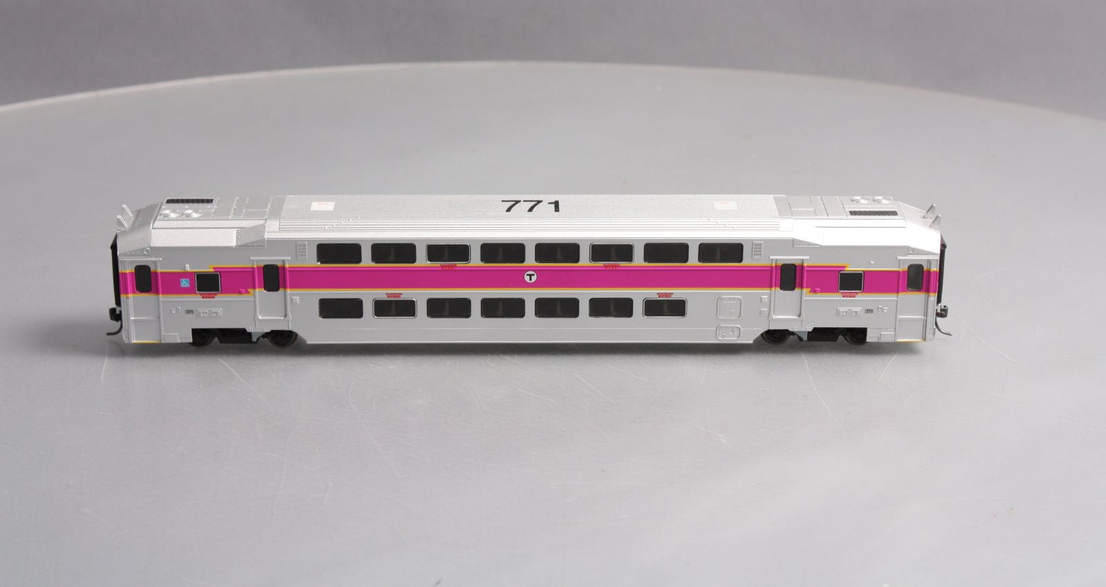 Atlas 20004851 HO Scale Modern Commuter Trains Multi-Level Trailer #771