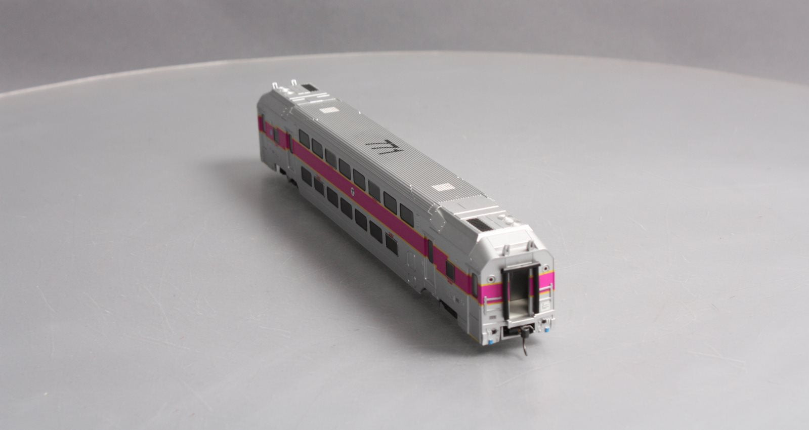 Atlas 20004851 HO Scale Modern Commuter Trains Multi-Level Trailer #771