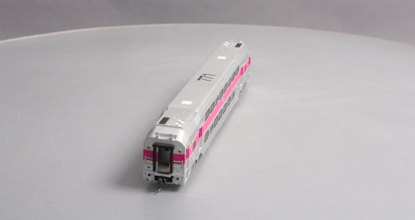 Atlas 20004851 HO Scale Modern Commuter Trains Multi-Level Trailer #771