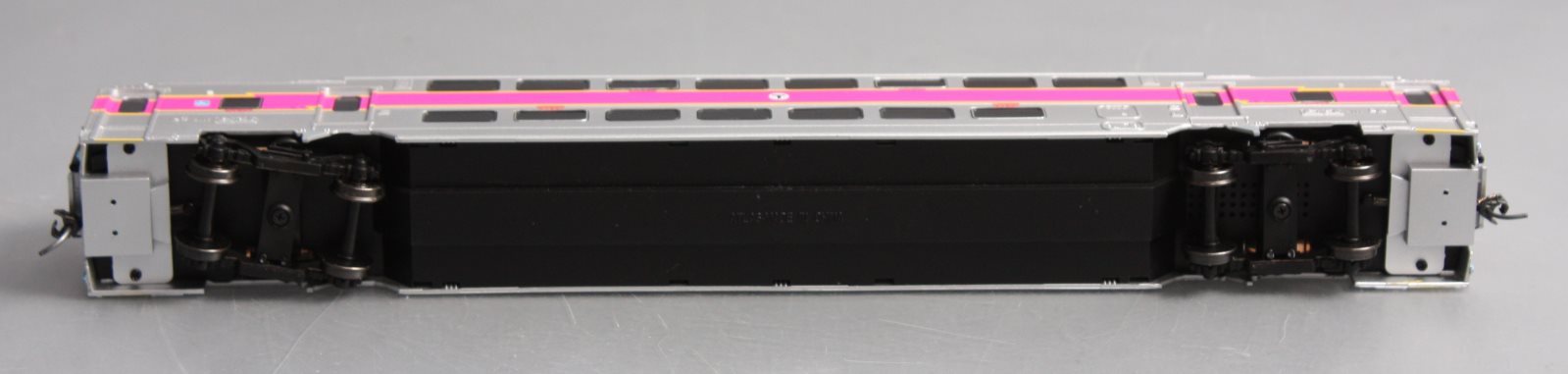 Atlas 20004851 HO Scale Modern Commuter Trains Multi-Level Trailer #771