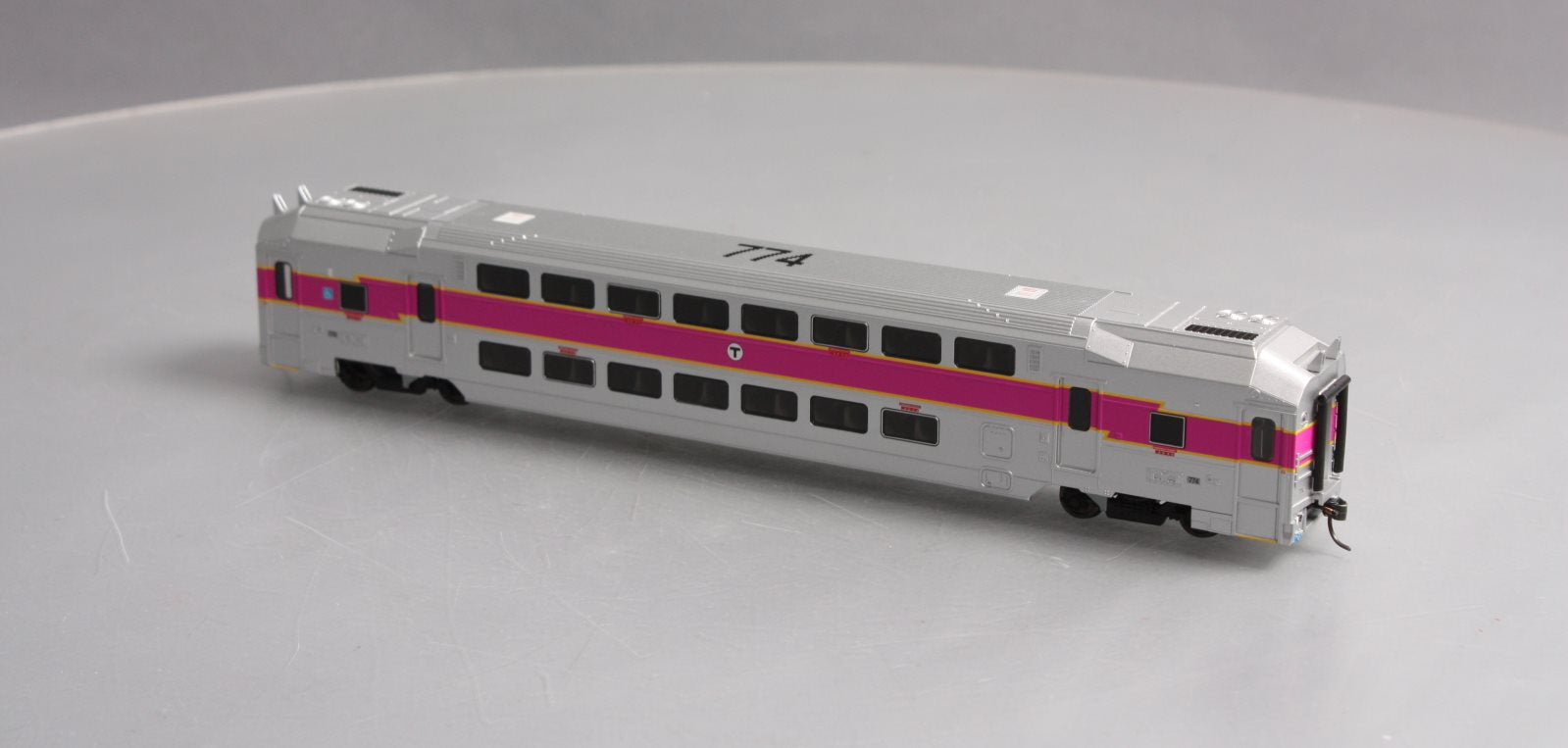 Atlas 20004852 HO Scale Modern Commuter Trains Multi-Level Trailer Car #774