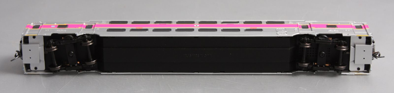 Atlas 20004852 HO Scale Modern Commuter Trains Multi-Level Trailer Car #774