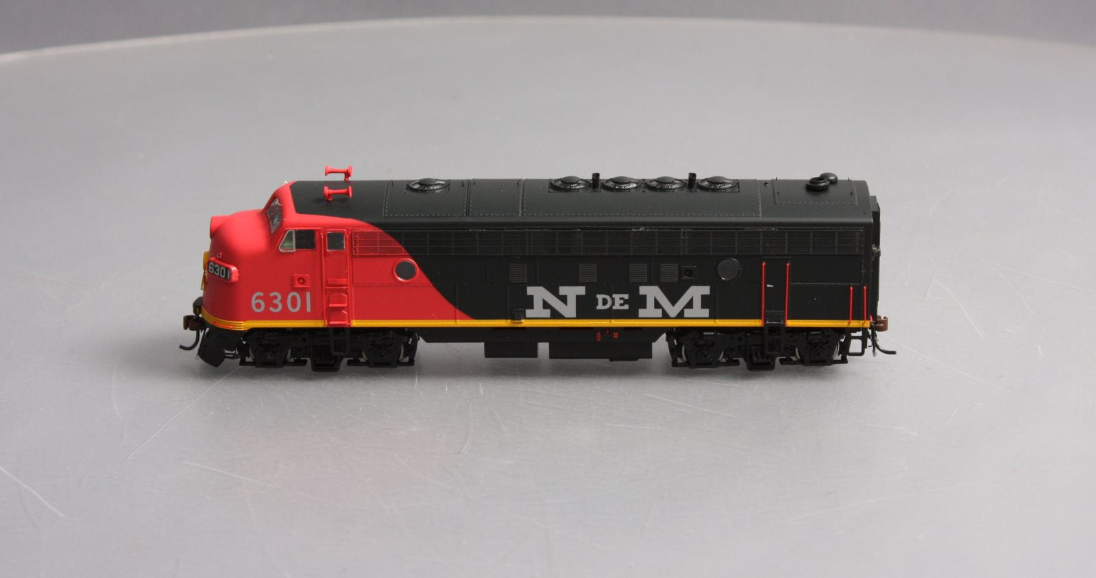 Athearn G22585 HO Nacionales de Mexico EMD FP7A Diesel Locomotive #6301