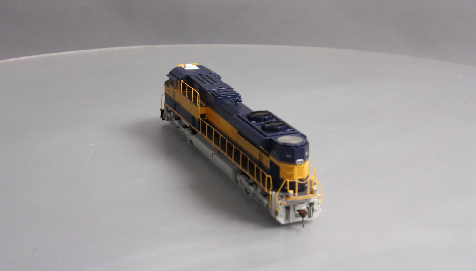 Athearn G69272 HO Scale Providence & Worcester SD70M-2 Diesel Engine #102