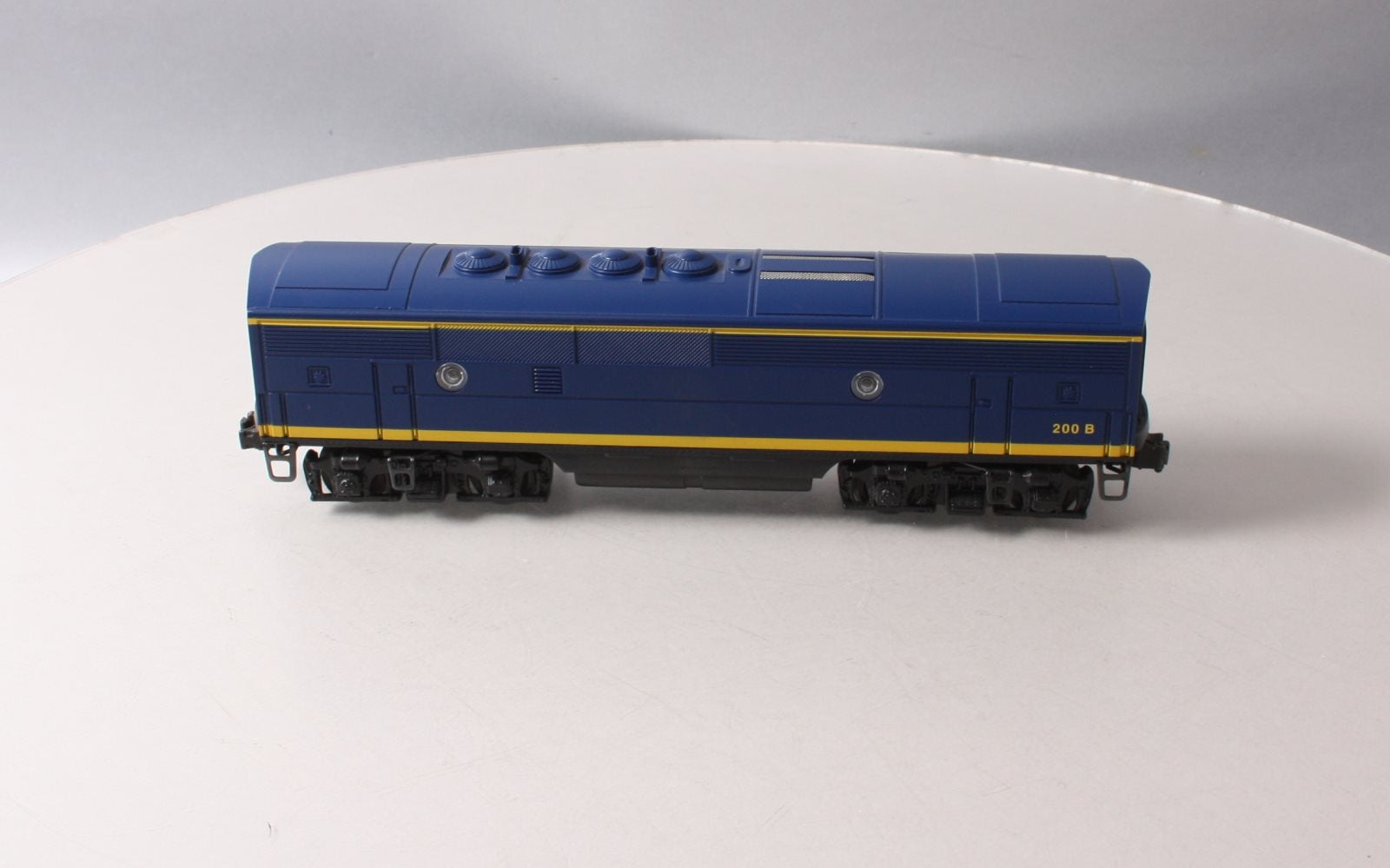 Lionel 6-18122 O Santa Fe F3 Blue/Yellow Non-Powered Diesel B-Unit w/RS II #200B LN/Box