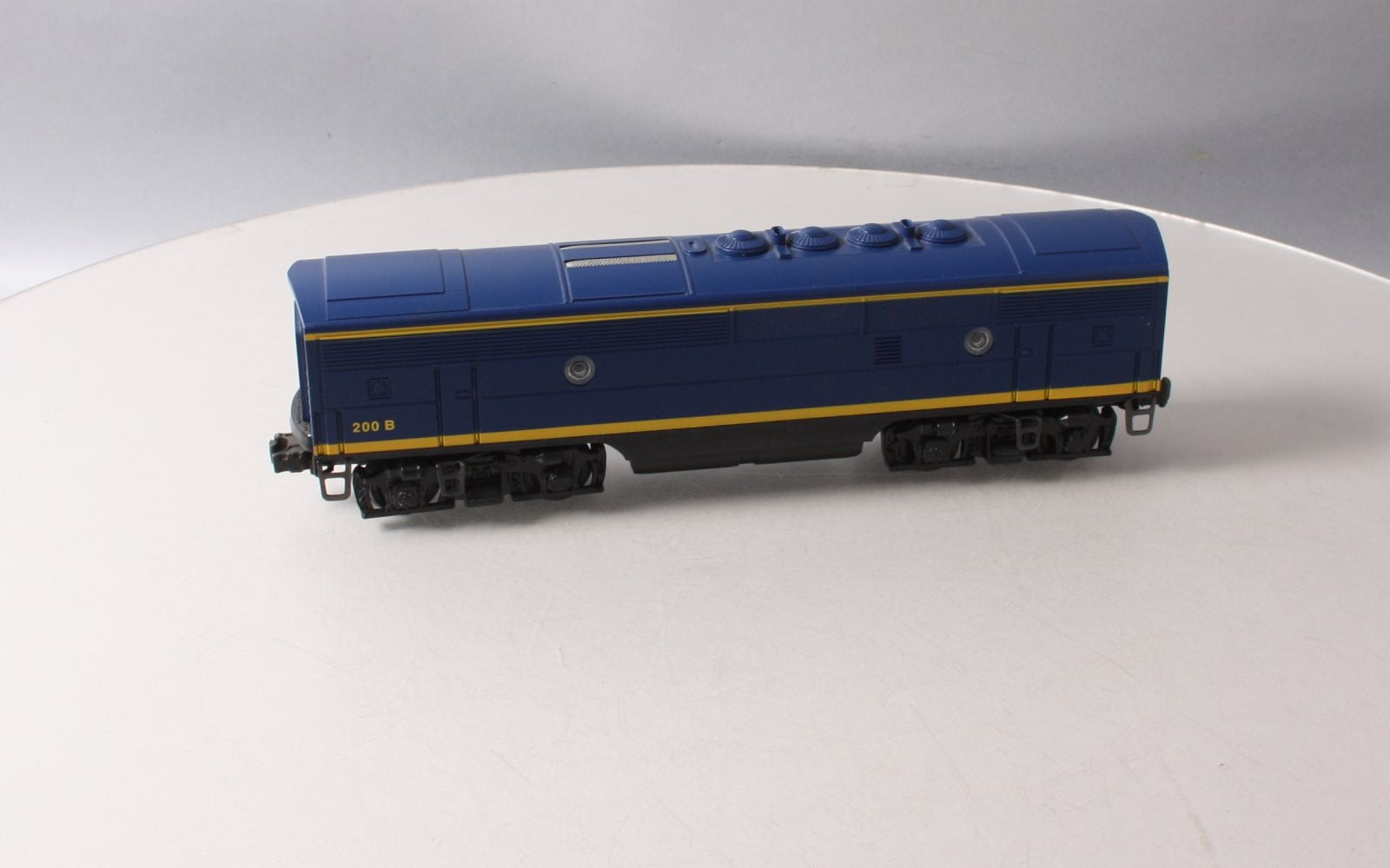 Lionel 6-18122 O Santa Fe F3 Blue/Yellow Non-Powered Diesel B-Unit w/RS II #200B NIB