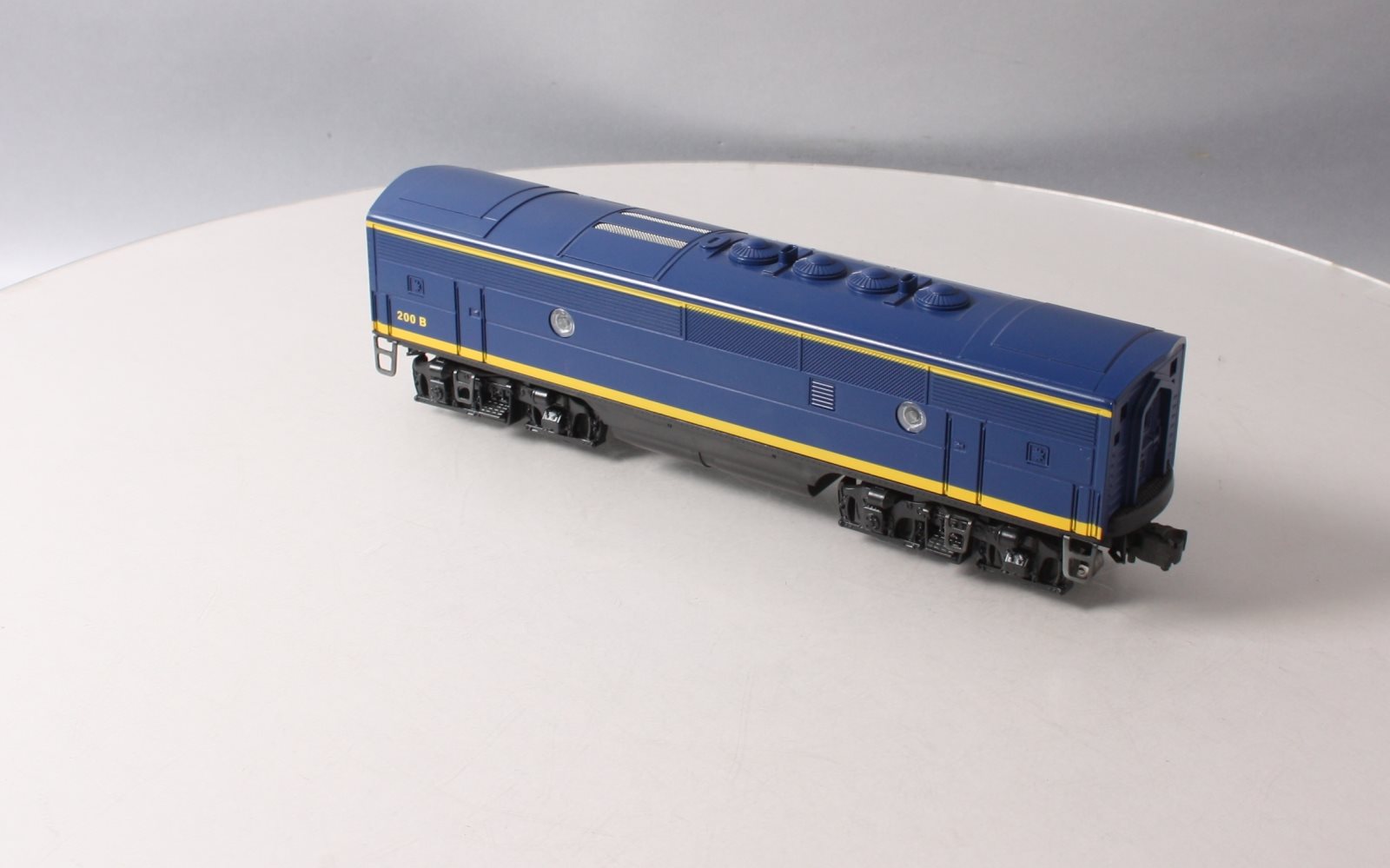 Lionel 6-18122 O Santa Fe F3 Blue/Yellow Non-Powered Diesel B-Unit w/RS II #200B NIB