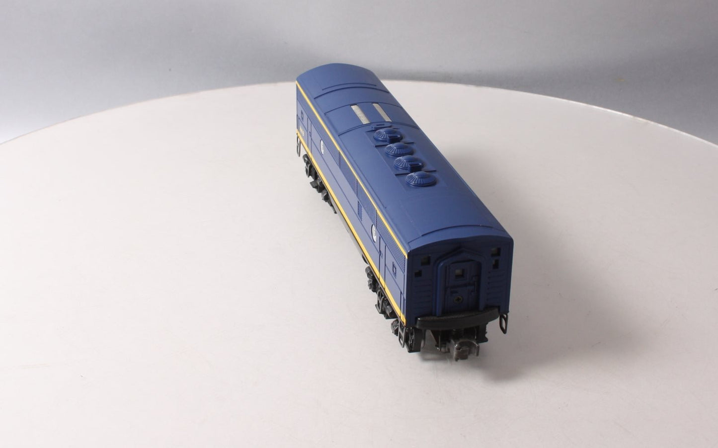 Lionel 6-18122 O Santa Fe F3 Blue/Yellow Non-Powered Diesel B-Unit w/RS II #200B NIB