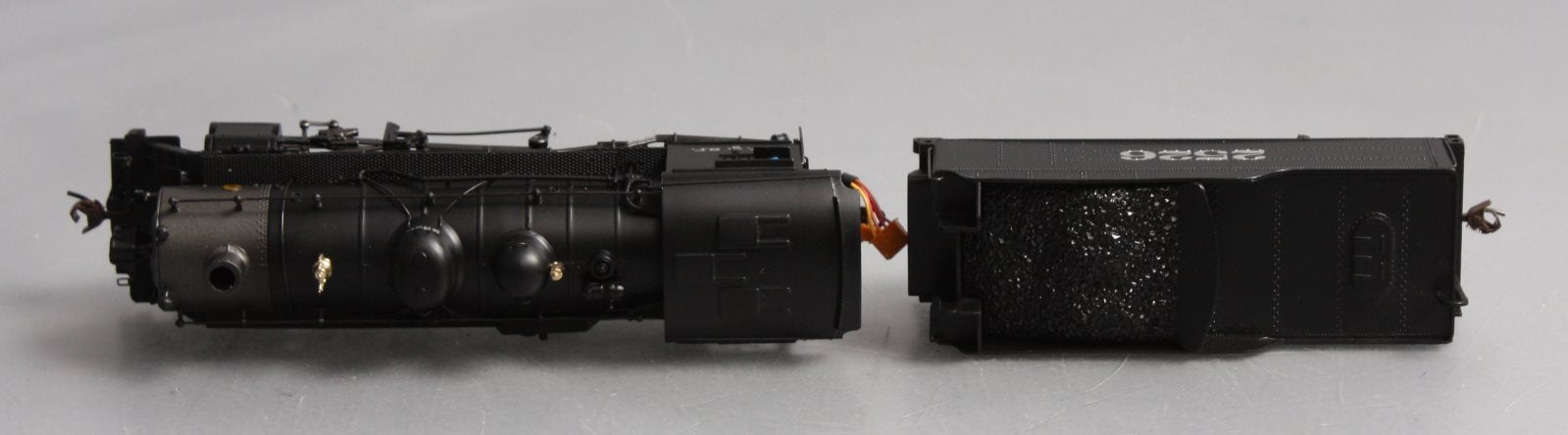 Bachmann 83605 HO Santa Fe 2-8-0 Steam Locomotive & Tender #2526 w/DCC EX/Box