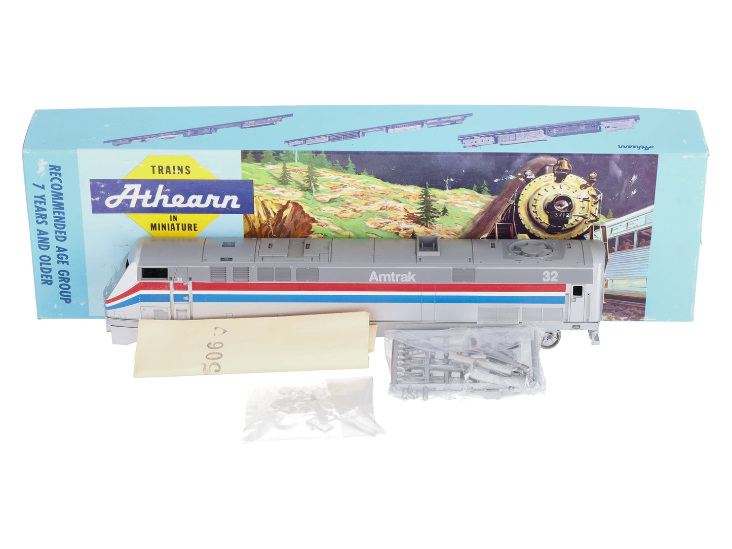 Athearn 3648 HO Scale Amtrak AMD-103 Powered Diesel Engine #32 LN/Box