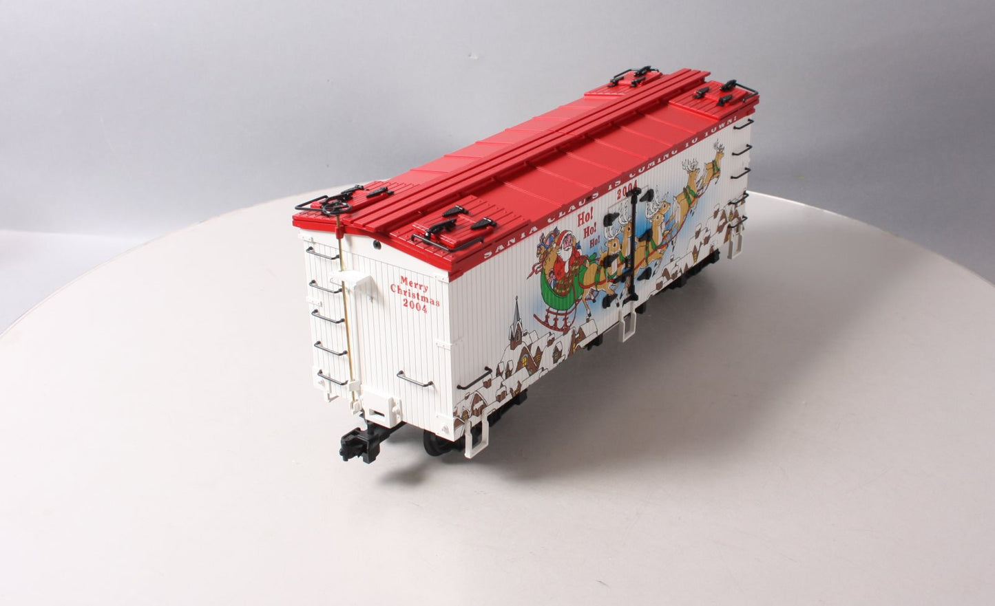 USA Trains R13022 G 2004 Christmas Refrigerator Car - Plastic Wheels LN/Box