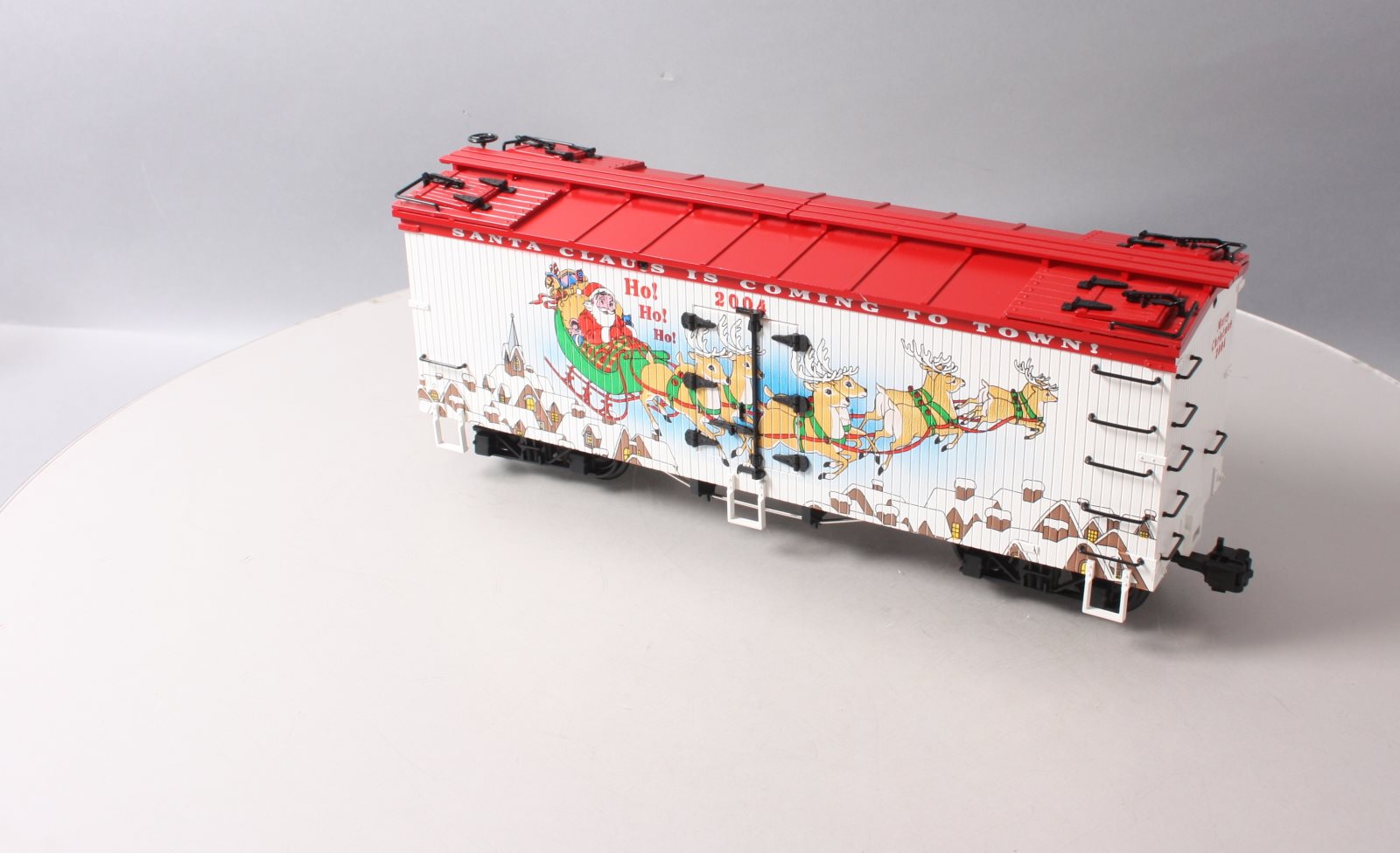 USA Trains R13022 G 2004 Christmas Refrigerator Car - Plastic Wheels LN/Box