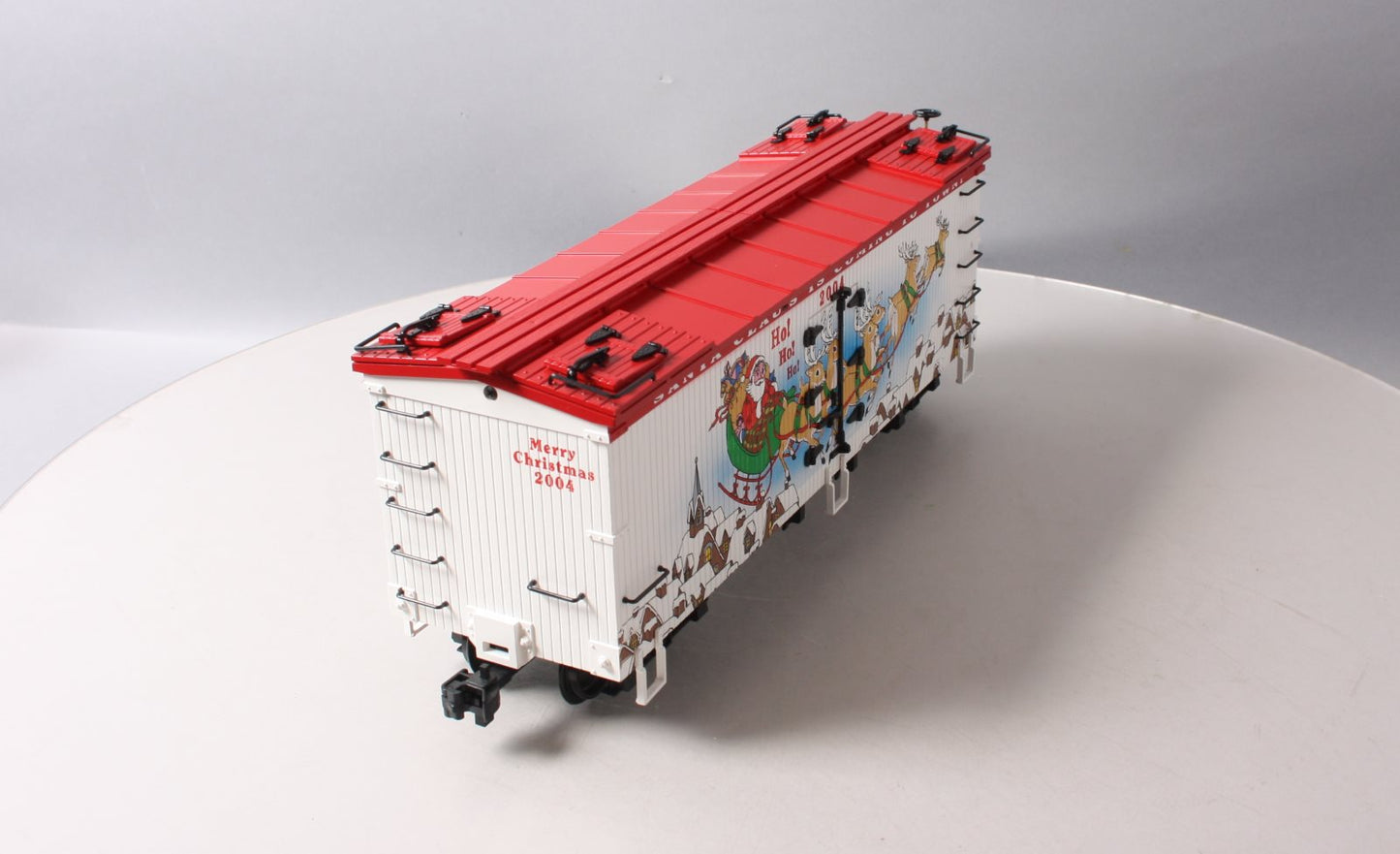 USA Trains R13022 G 2004 Christmas Refrigerator Car - Plastic Wheels LN/Box