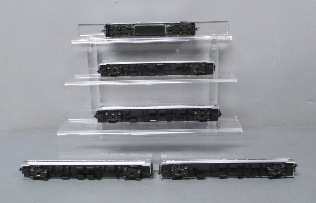 Kato 106-0043 Amtrak EMD SDP40F N Gauge Diesel Starter Train Set