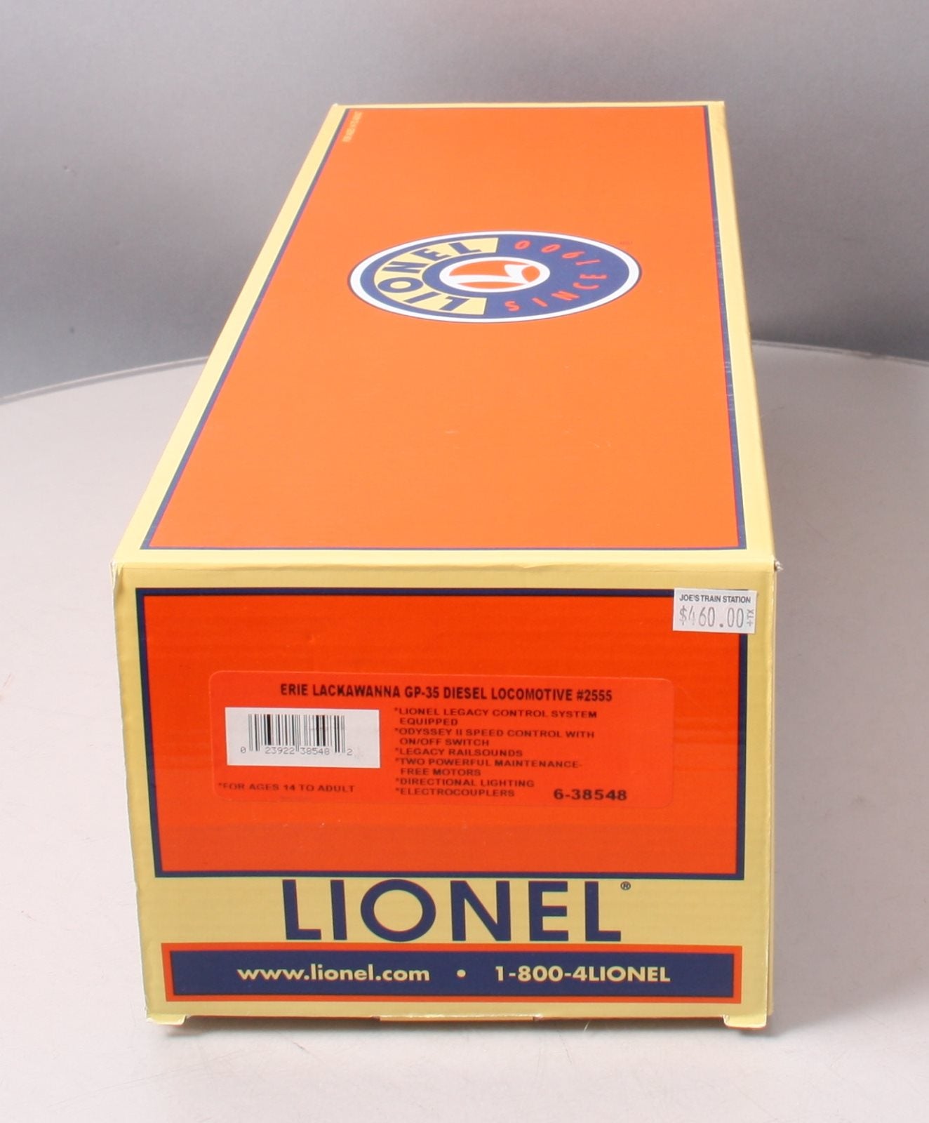 Lionel 6-38548 O Gauge Erie Lackawanna GP-35 Diesel Locomotive #2555
