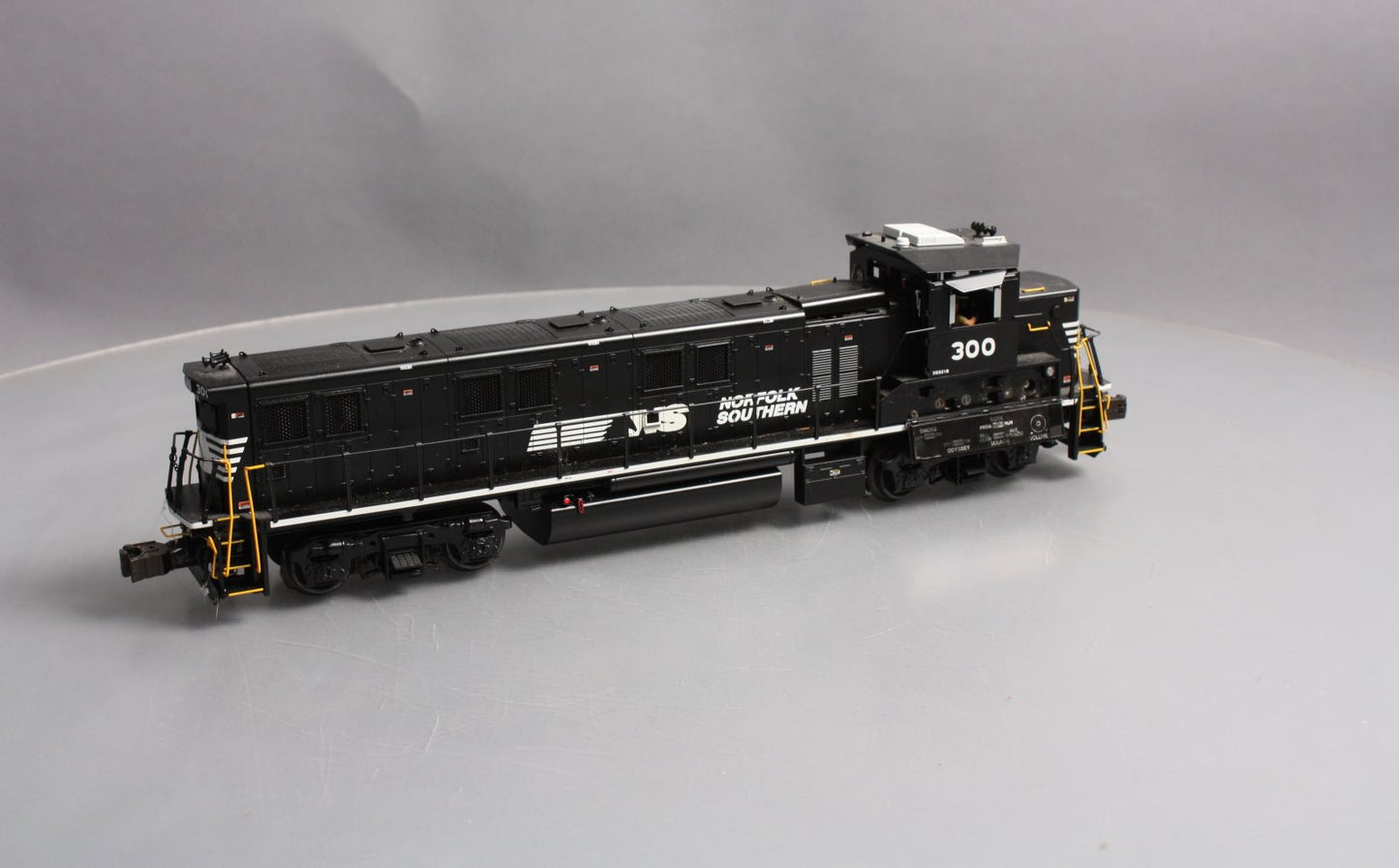 Lionel 6-28323 O VISIONLINE Norfolk Southern Genset Diesel Switcher #300