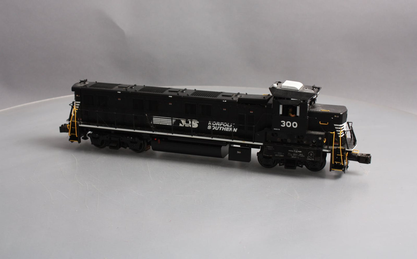 Lionel 6-28323 O VISIONLINE Norfolk Southern Genset Diesel Switcher #300