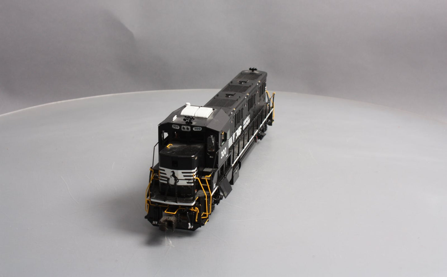 Lionel 6-28323 O VISIONLINE Norfolk Southern Genset Diesel Switcher #300
