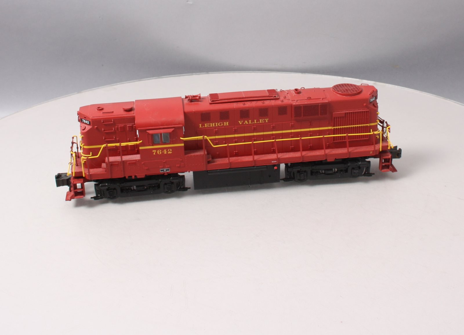 Lionel 6-34733 O Gauge Lehigh Valley RS-11 Diesel Locomotive #7642 w/Legacy