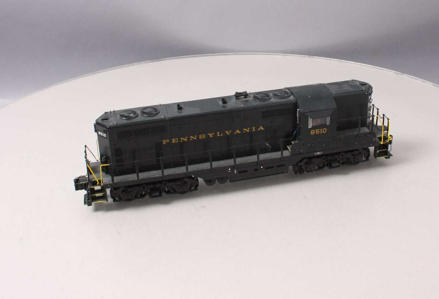 Lionel 6-28587 O Gauge Pennsylvania GP7 Diesel Locomotive #8510 LN