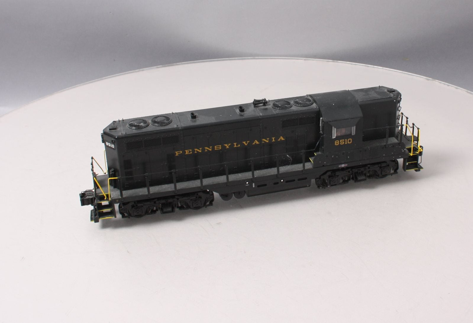 Lionel 6-28587 O Gauge Pennsylvania GP7 Diesel Locomotive #8510 LN