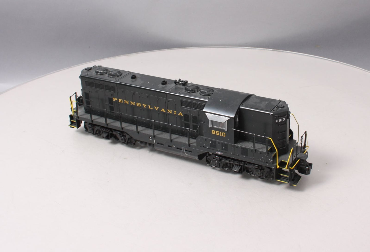 Lionel 6-28587 O Gauge Pennsylvania GP7 Diesel Locomotive #8510 LN
