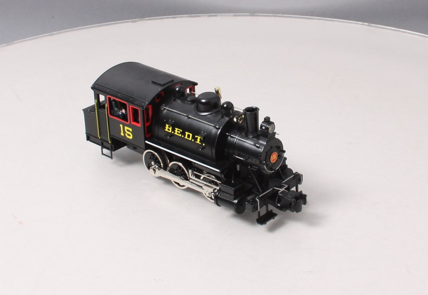 Lionel 2032020 O BEDT Lionchief Plus 2.0 0-6-0 T Steam Locomotive #15