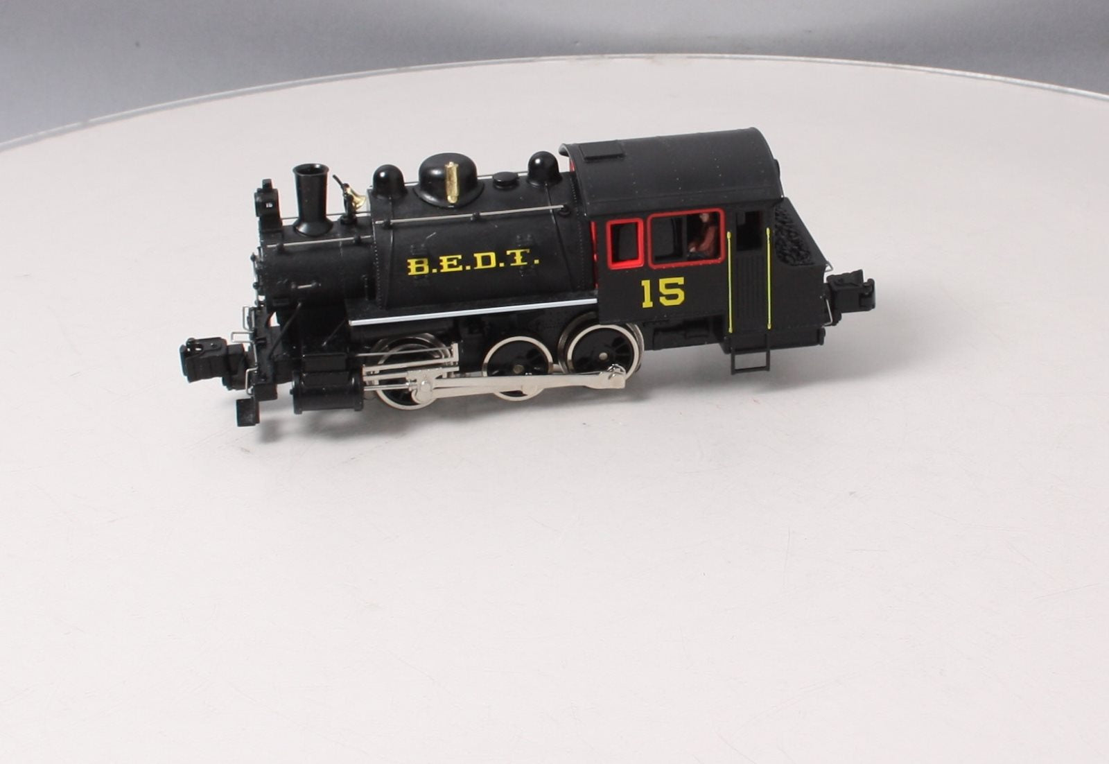 Lionel 2032020 O BEDT Lionchief Plus 2.0 0-6-0 T Steam Locomotive #15