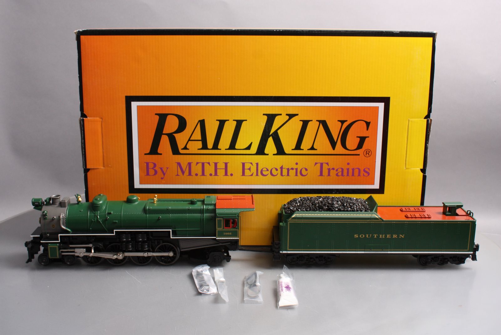 MTH 30-1814-1 O Southern 4-8-2 Imperial M-1a Steam Locomotive w/PS3 #1462
