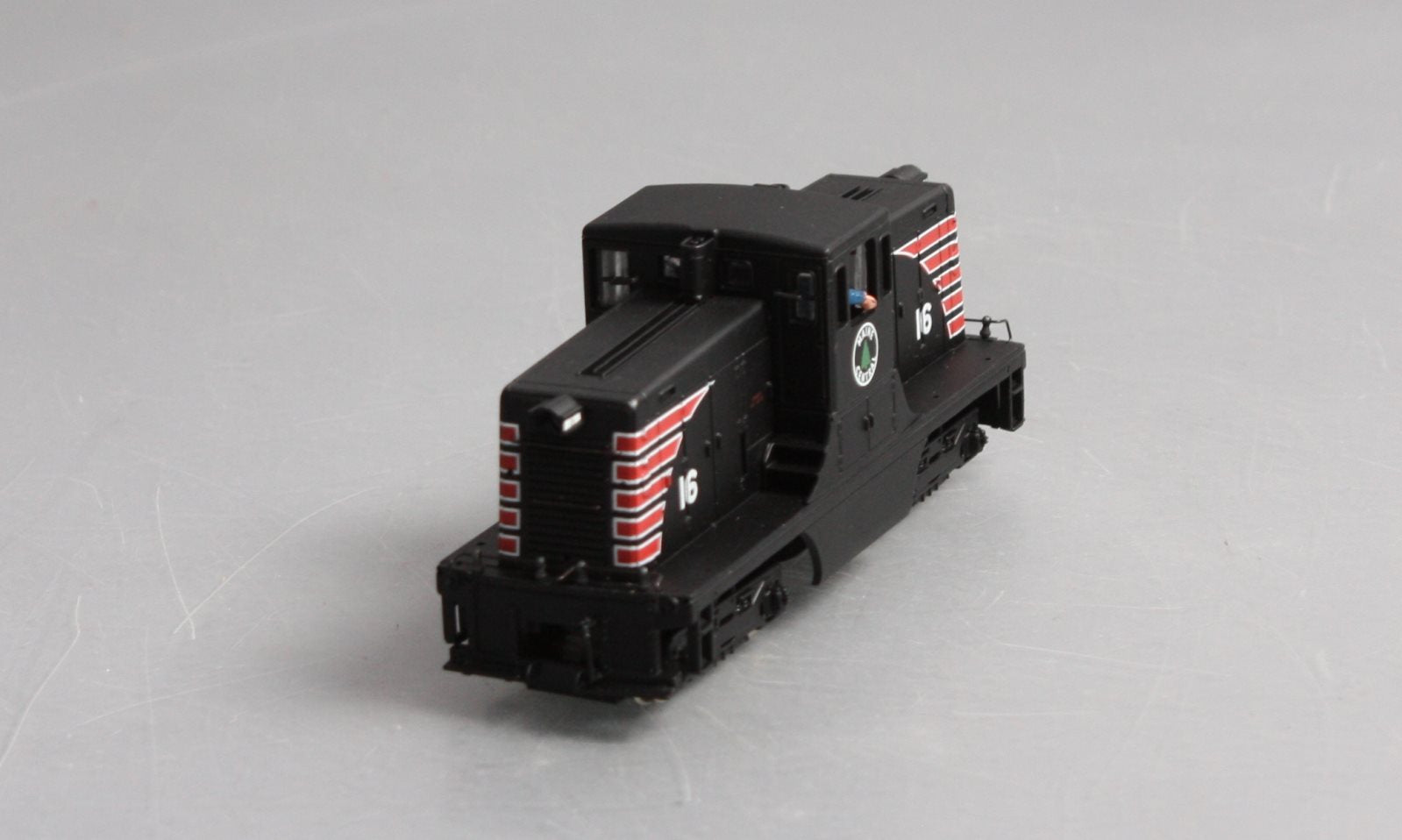 Bachmann 80024 Maine Central GE 44 Ton Diesel Switcher #16 EX/Box