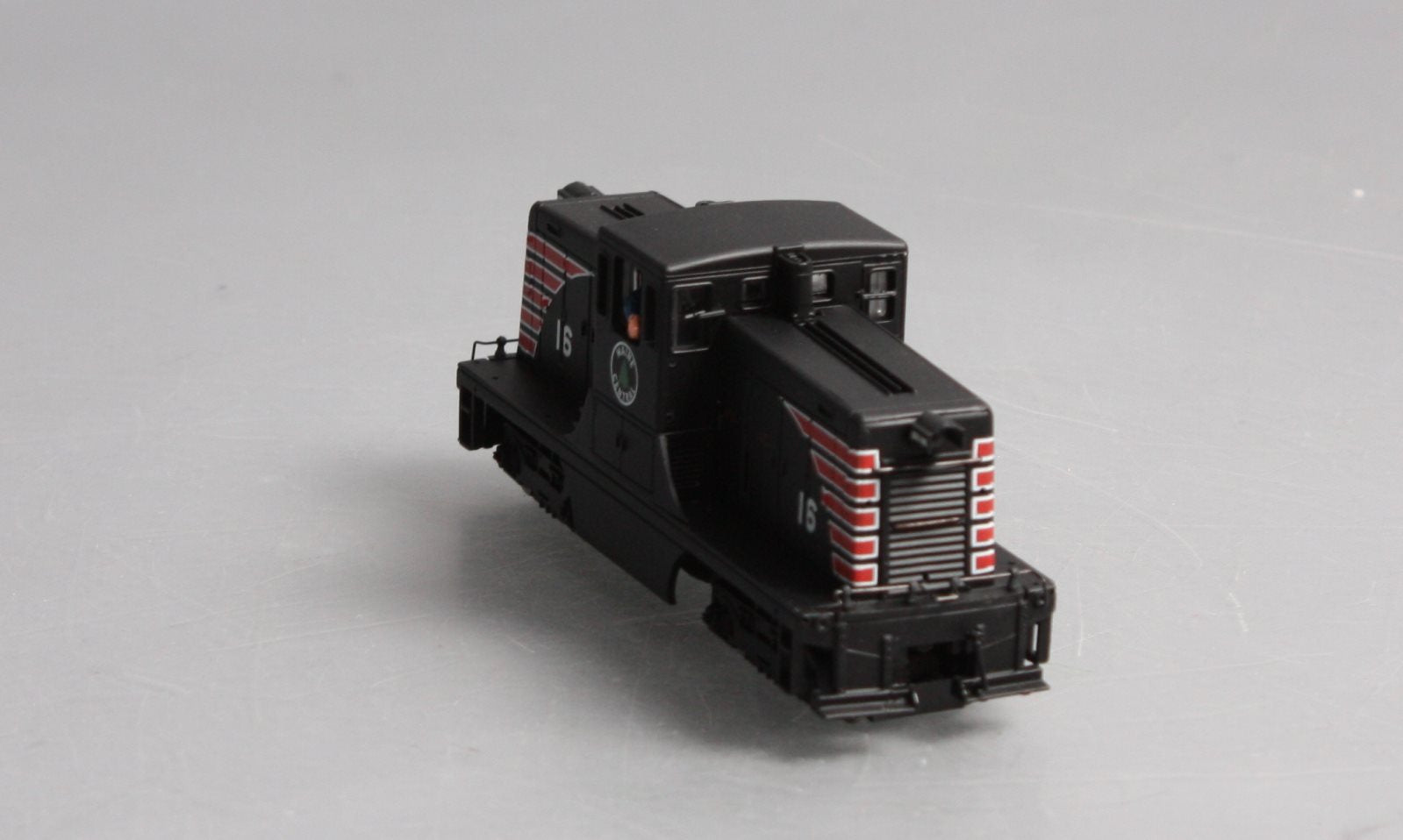 Bachmann 80024 Maine Central GE 44 Ton Diesel Switcher #16 EX/Box
