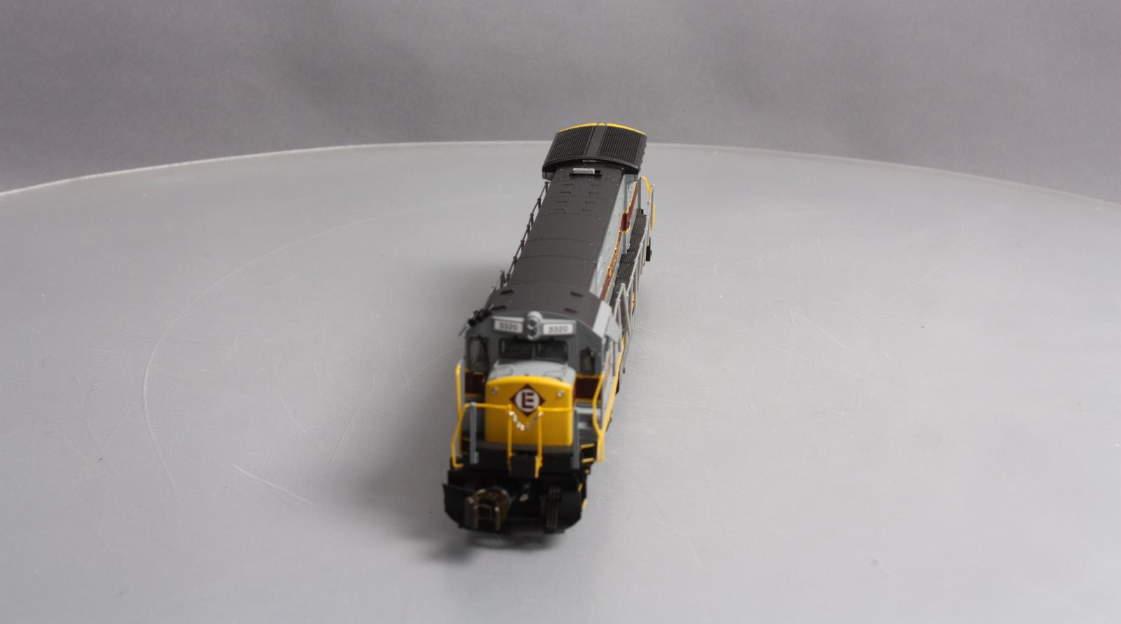 American Flyer 6-48142 S Scale Erie Lackawanna U33C Diesel Locomotive #3320