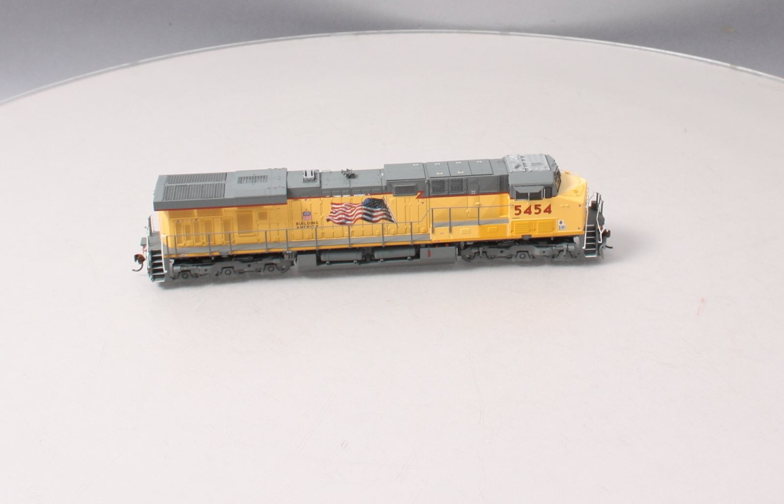 Athearn G83086 HO Union Pacific ES44AC with PTC Diesel Locomotive #5454