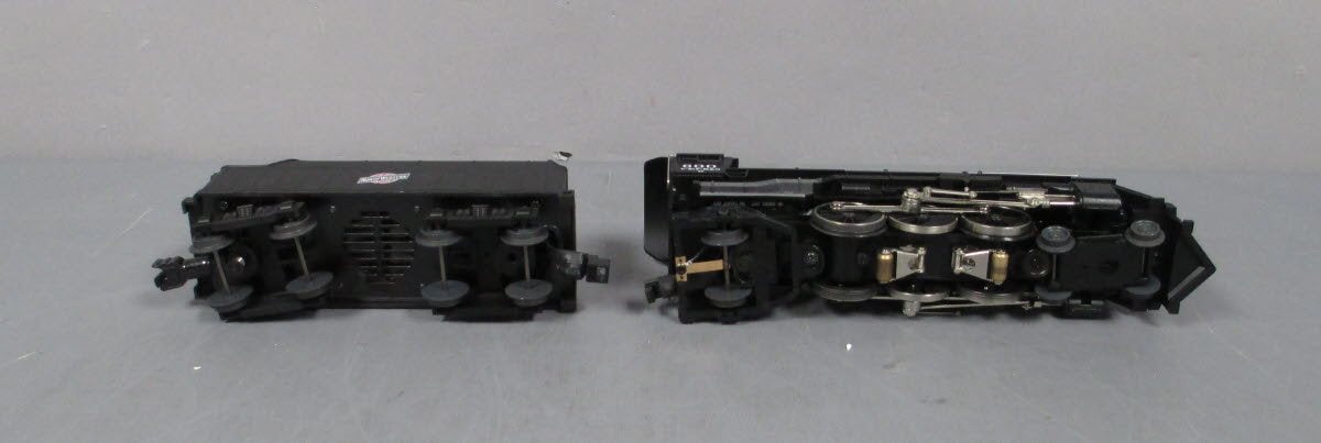 Lionel 6-82971 O Chicago & North Western 4-6-2 Pacific Steam Loco & Tender #600