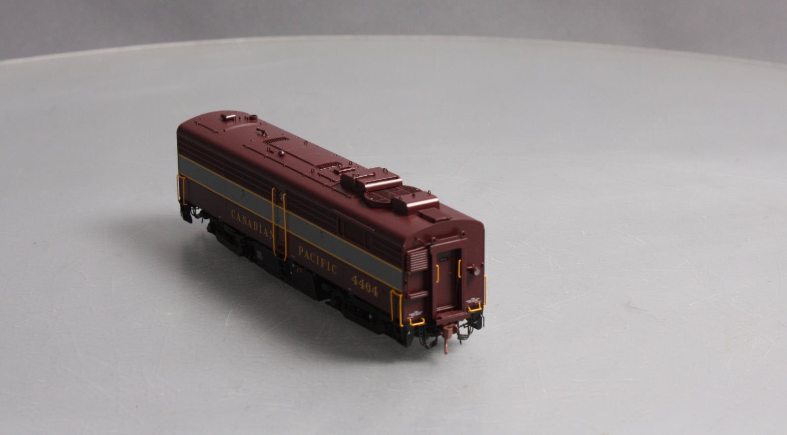 Rapido Trains 22009 HO Canadian Pacific MLW FPB-2 Diesel Locomotive #4464