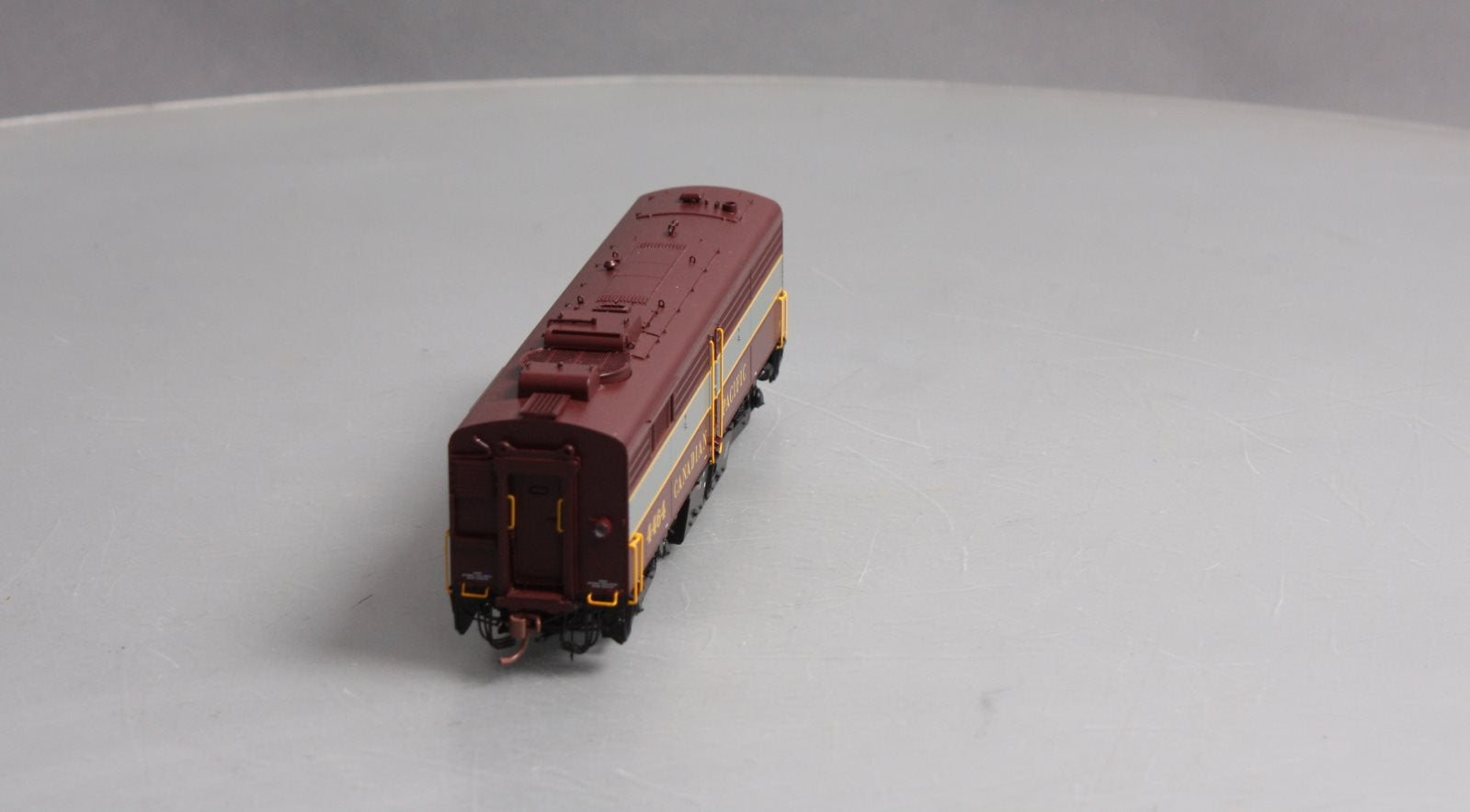 Rapido Trains 22009 HO Canadian Pacific MLW FPB-2 Diesel Locomotive #4464