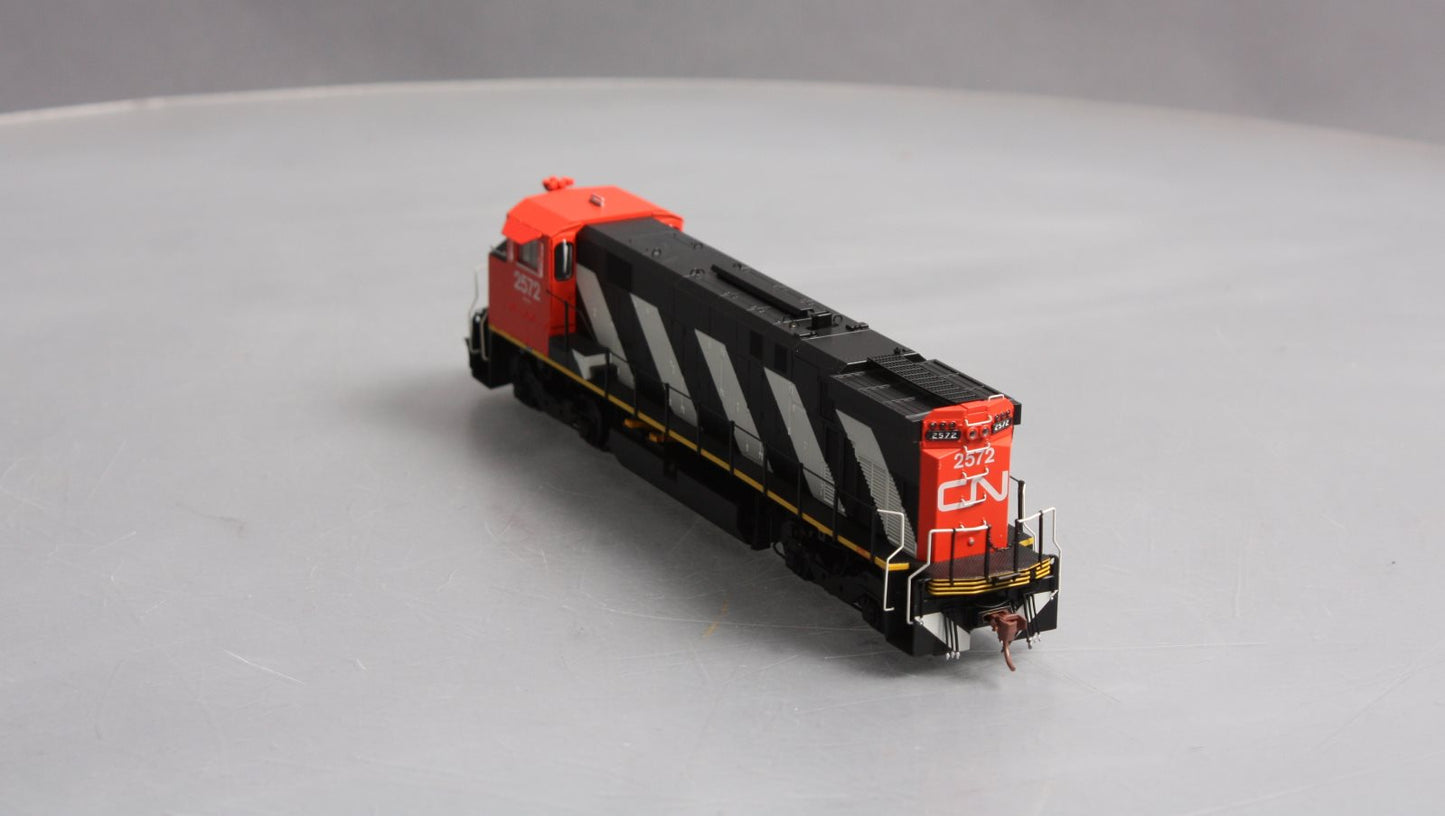 Rapido Trains 33009 HH Canadian National MLW M420 Diesel Locomotive #2572 MR-20c