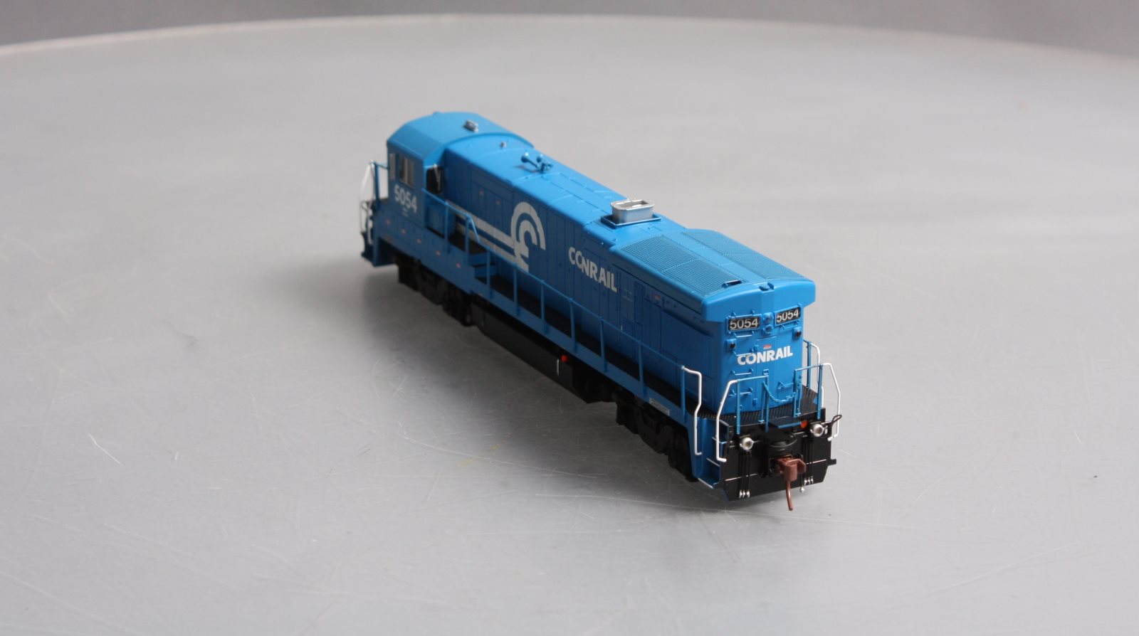 Rapido Trains 18013 HO Conrail GE B36-7 Diesel Locomotive #5054 w/Ditchlights