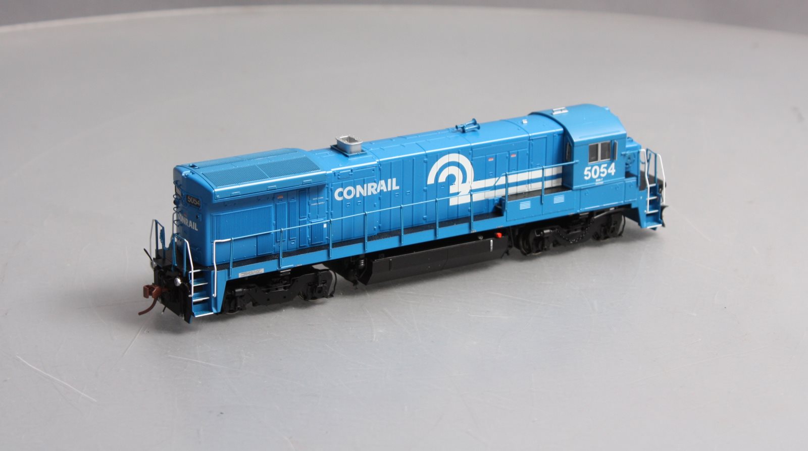 Rapido Trains 18013 HO Conrail GE B36-7 Diesel Locomotive #5054 w/Ditchlights