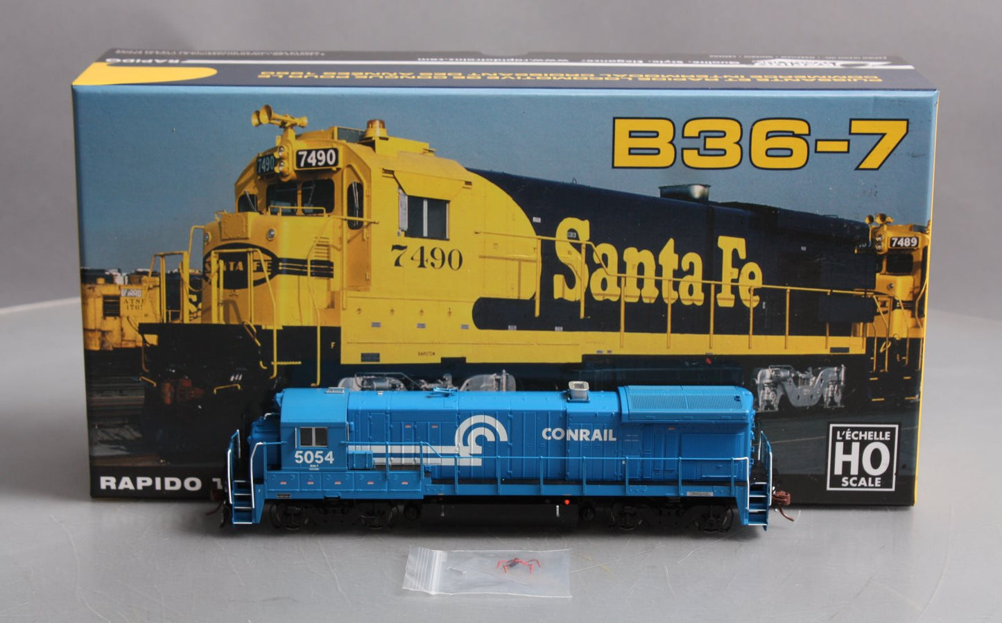 Rapido Trains 18013 HO Conrail GE B36-7 Diesel Locomotive #5054 w/Ditchlights
